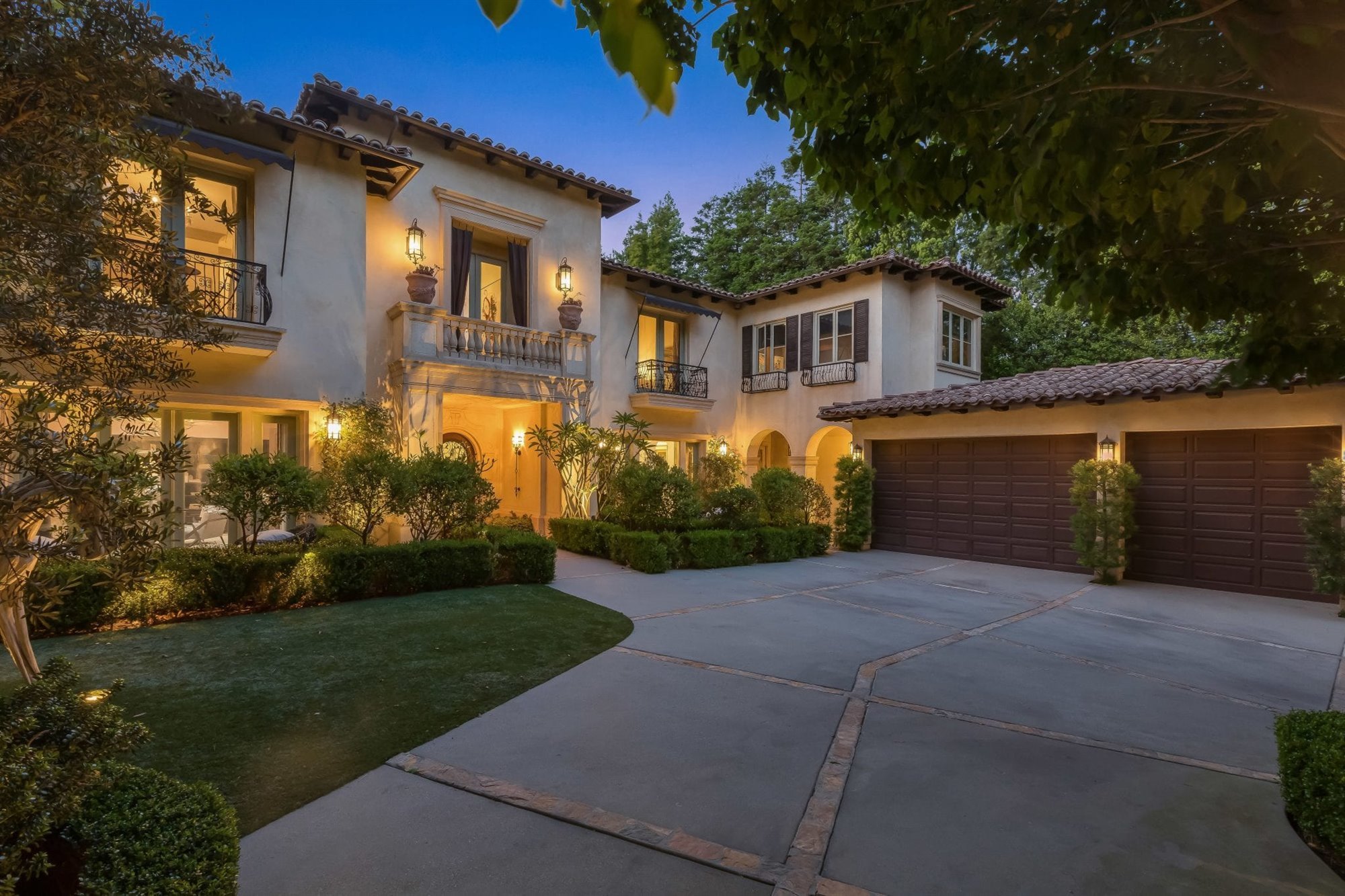 Casa de Britney Spears en Los Angeles fachada