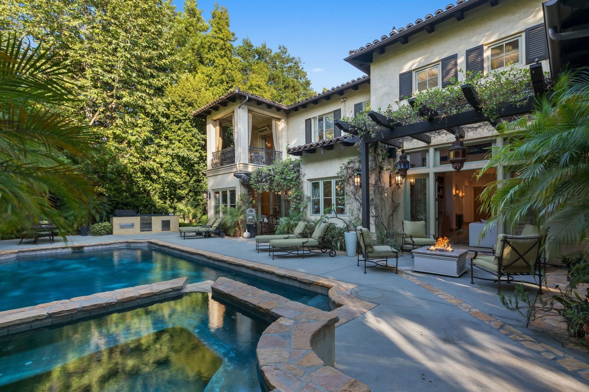 Casa de Britney Spears en Los Angeles piscina