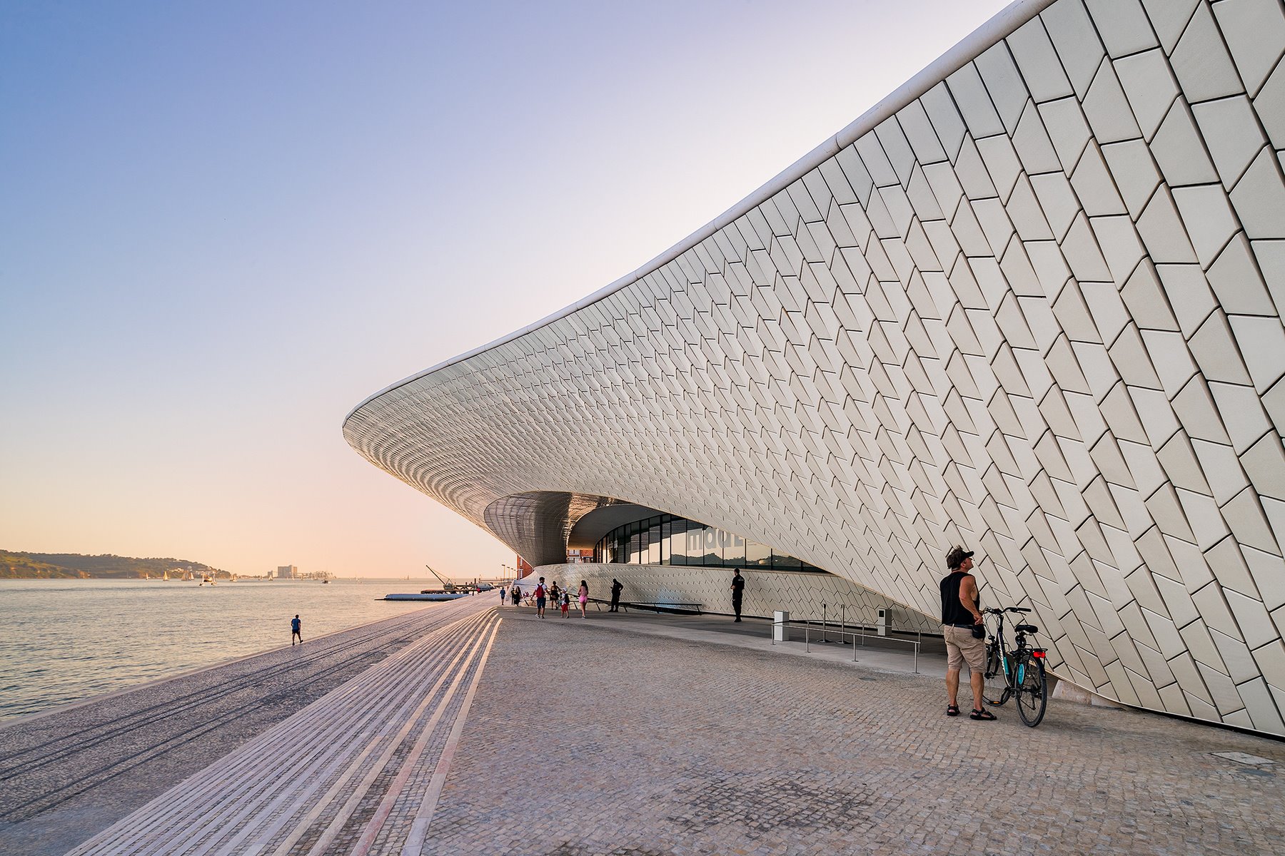 Maat en Lisboa de Amanda Levete. Museo de Arte, Arquitectura y Tecnología, de Amanda Levete