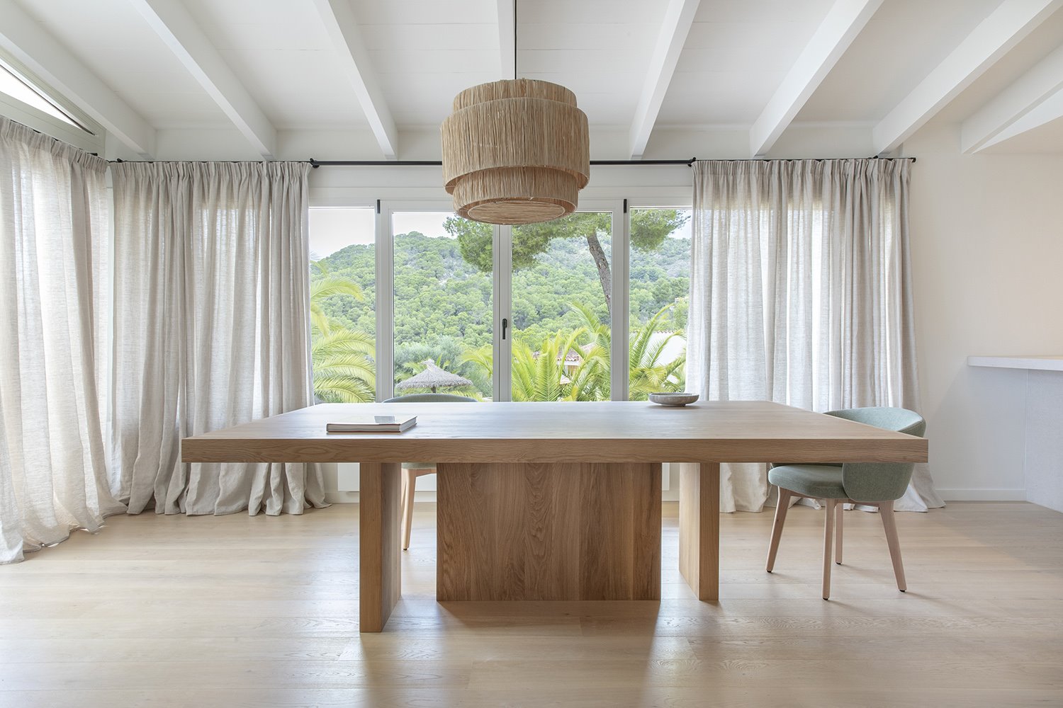 reforma mn angel martin lampara tinekhome modelo HANGBASTRING-XL, cortinas de lino de Yutes