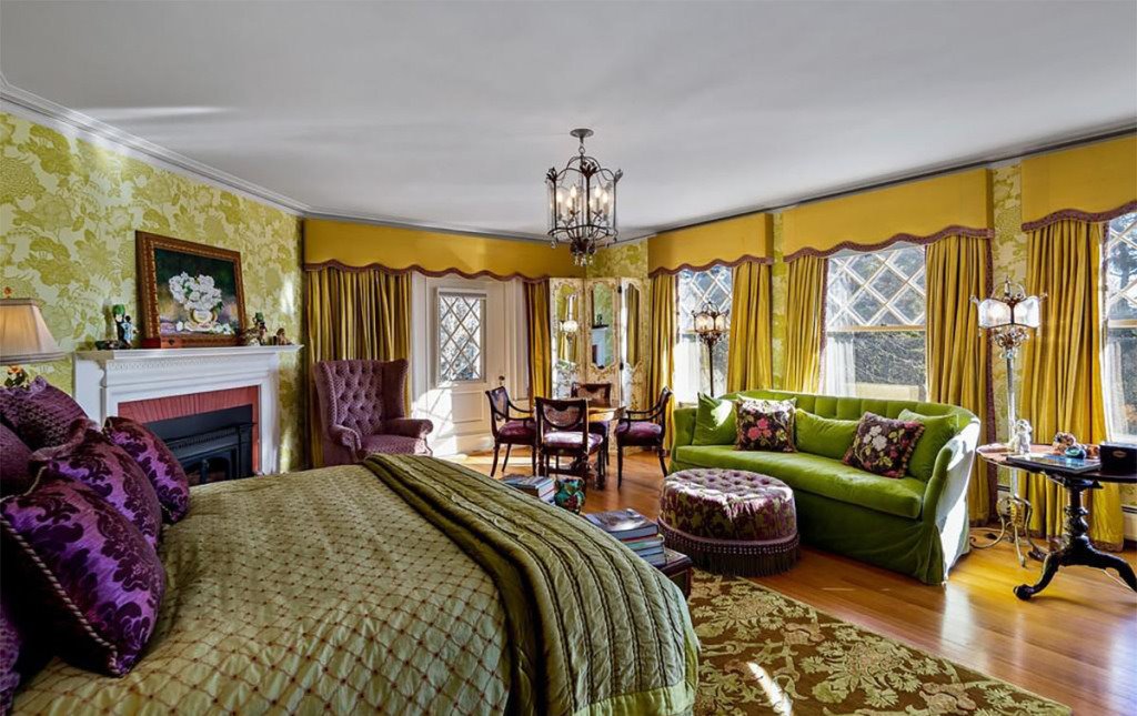 dormitorio casa john travolta. realtor