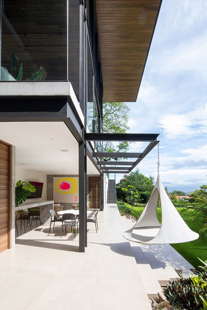 casa las vistas zurcher arquitectos taller ken foto andres garcia lachner porche 02