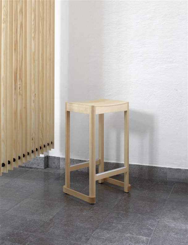 Atelier Bar Stool, de Artek, un taburete de museo