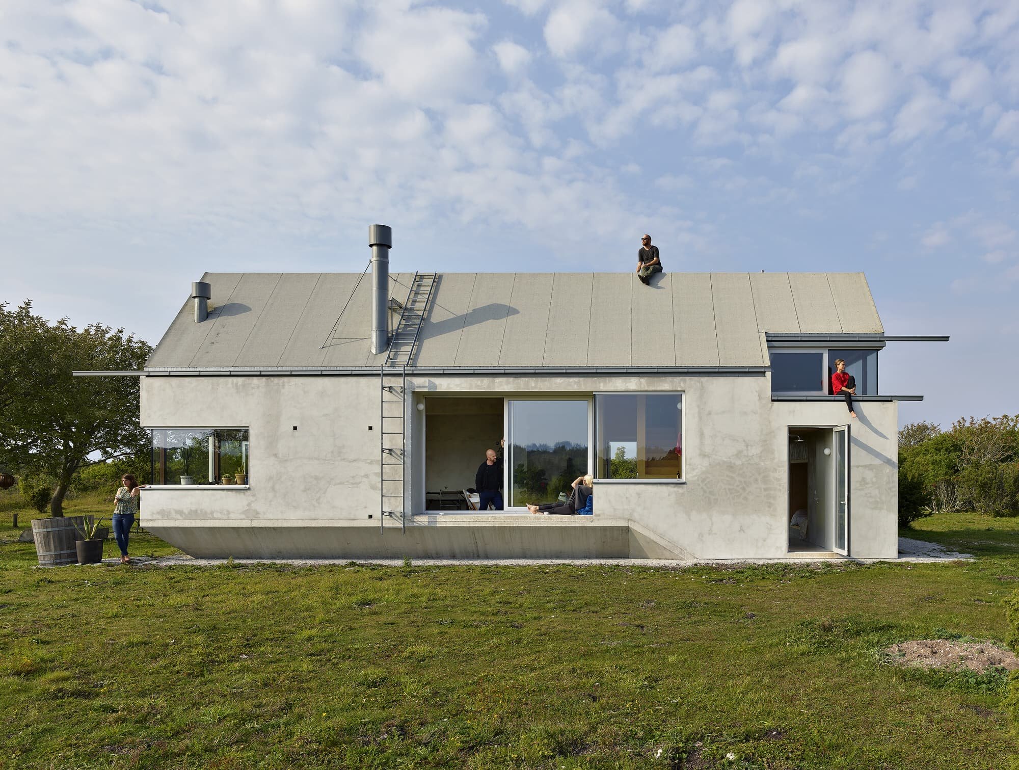 Casa de hormigon moderna fachada