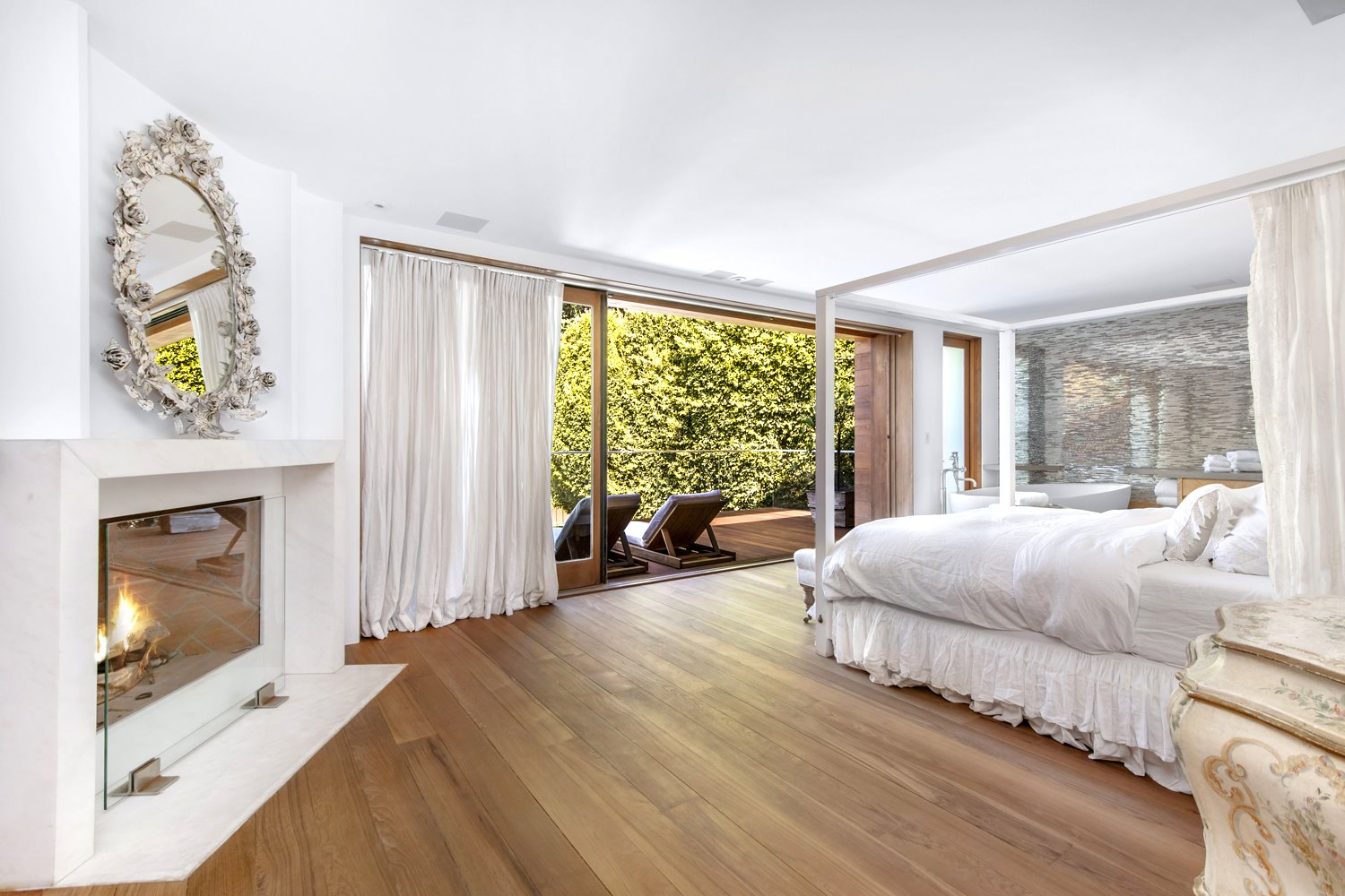dormitorio casa pamela anderson