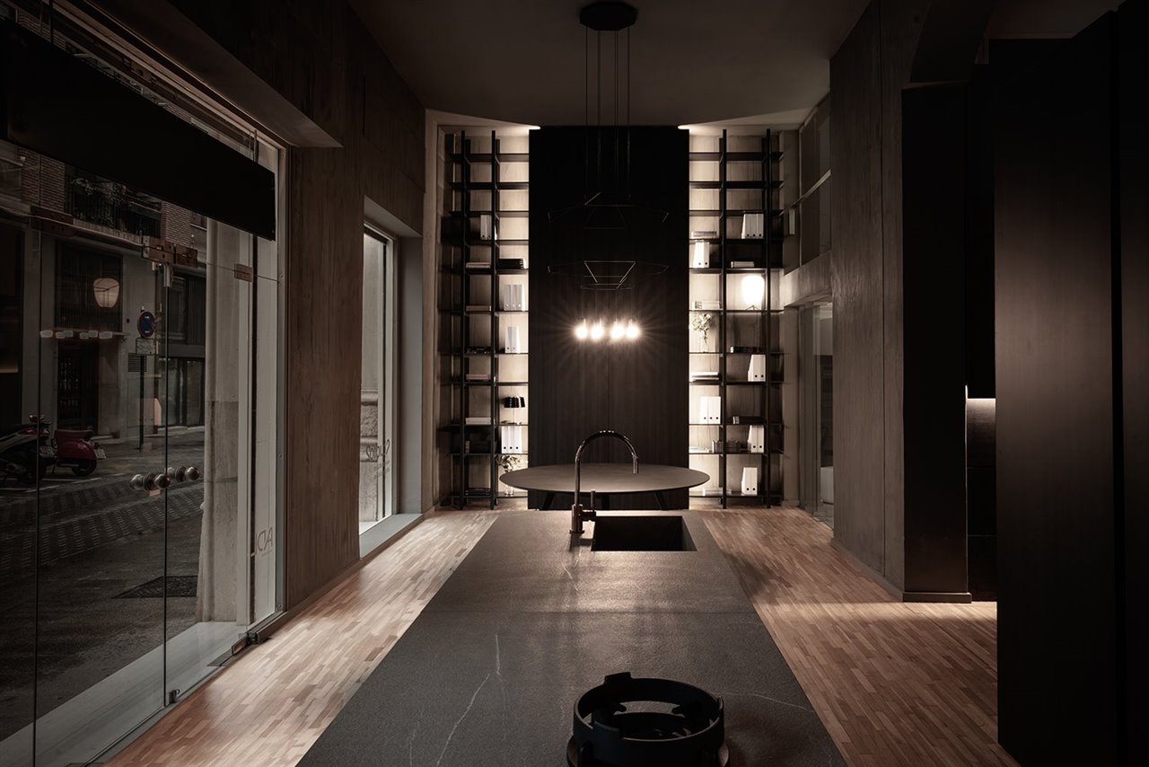 El espacio cuenta con 250 metros cuadrados en los que se exponen modelos de cocina como Blade, Twenty y Skill y propuestas para la zona living como MH6.