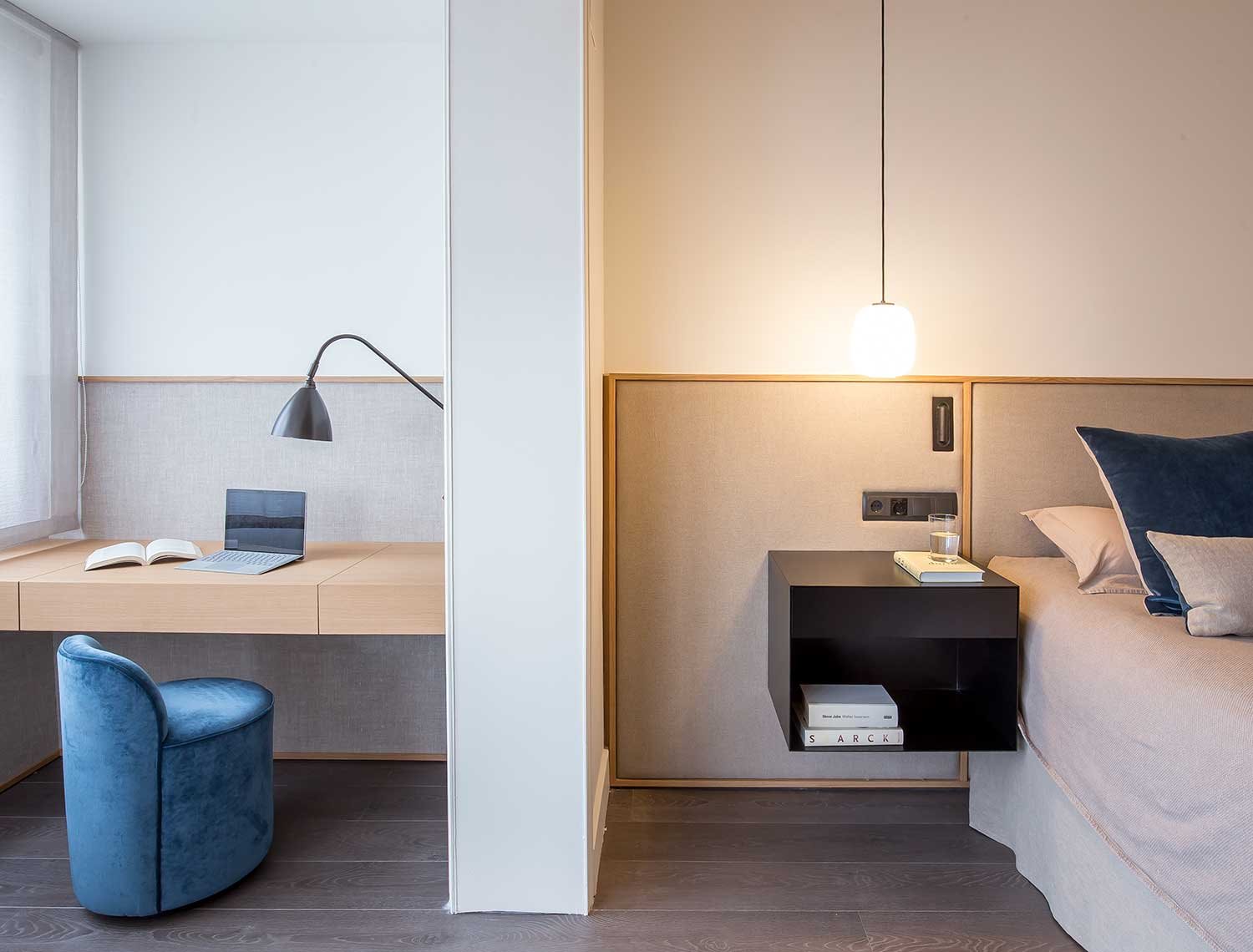 cama-y-despacho-piso-en-Barcelona