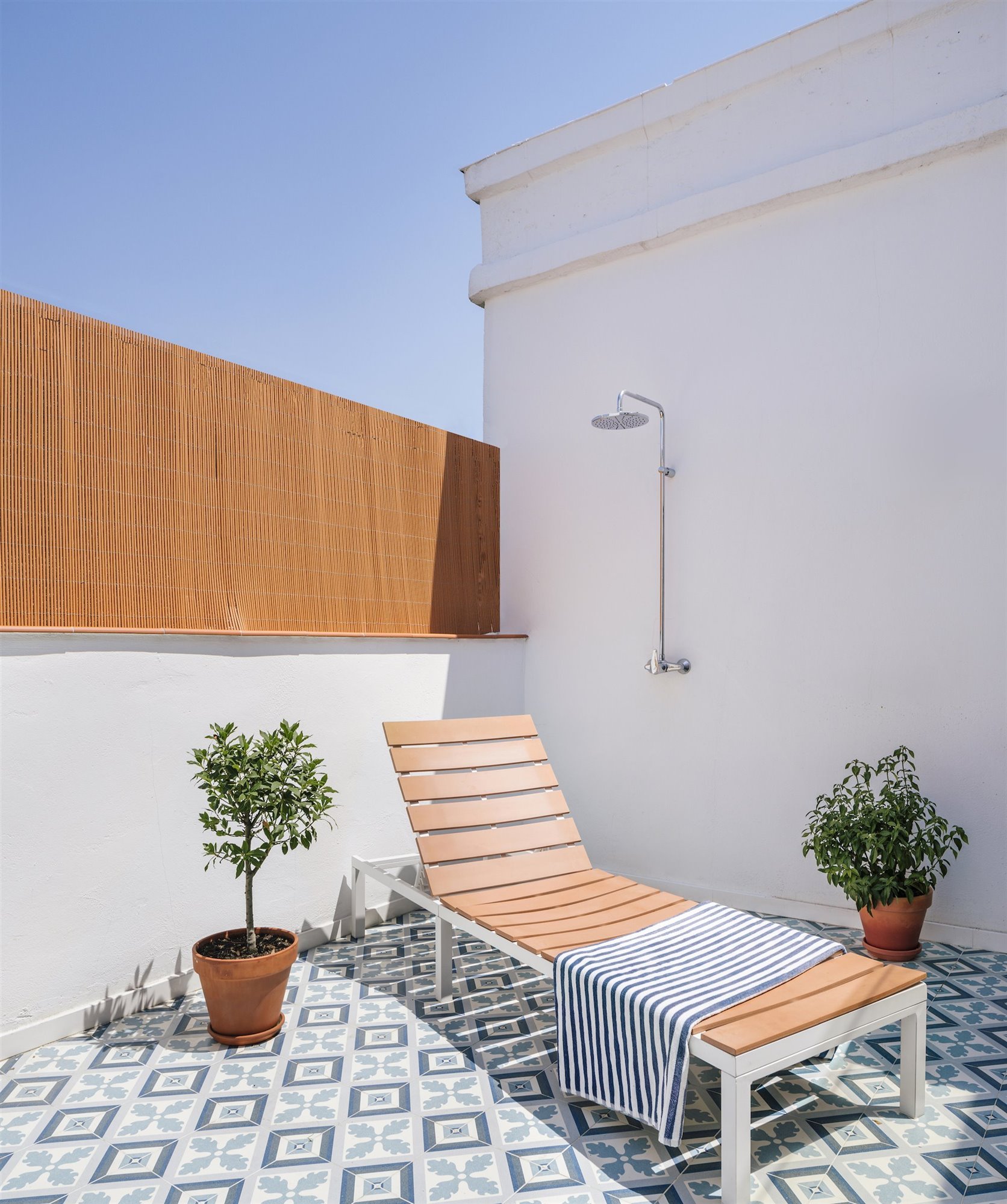 1. terraza piso embajadores