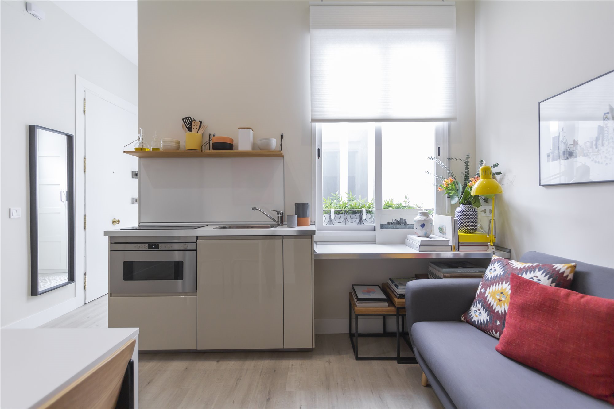 1. sofa y cocina estudio en madrid