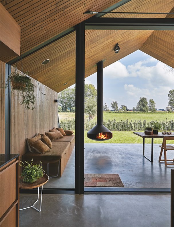 Las chimeneas de diseño llegan al exterior