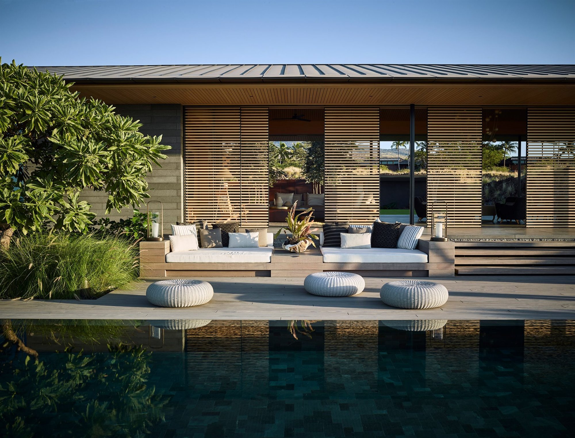 Casa moderna en Hawaii piscina exterior