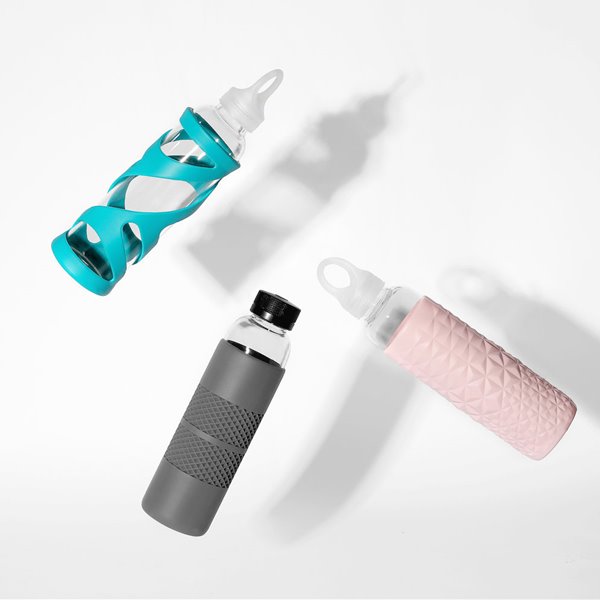 Estas botellas de agua reutilizables gustarán a todos los fans del diseño