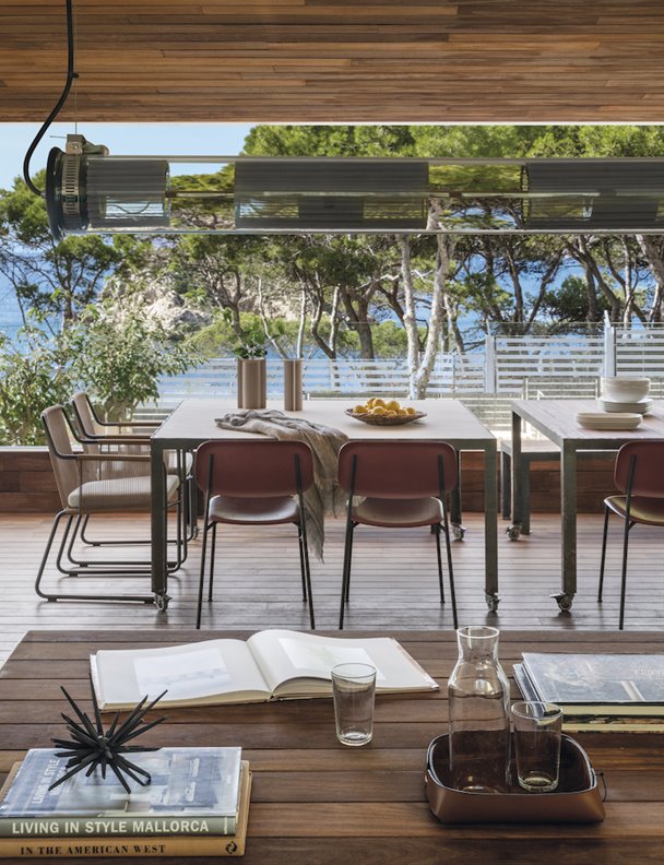 No querrás moverte de esta moderna casa de campo en Mallorca