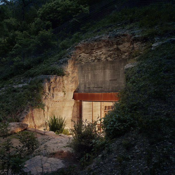 WINECAVE 03