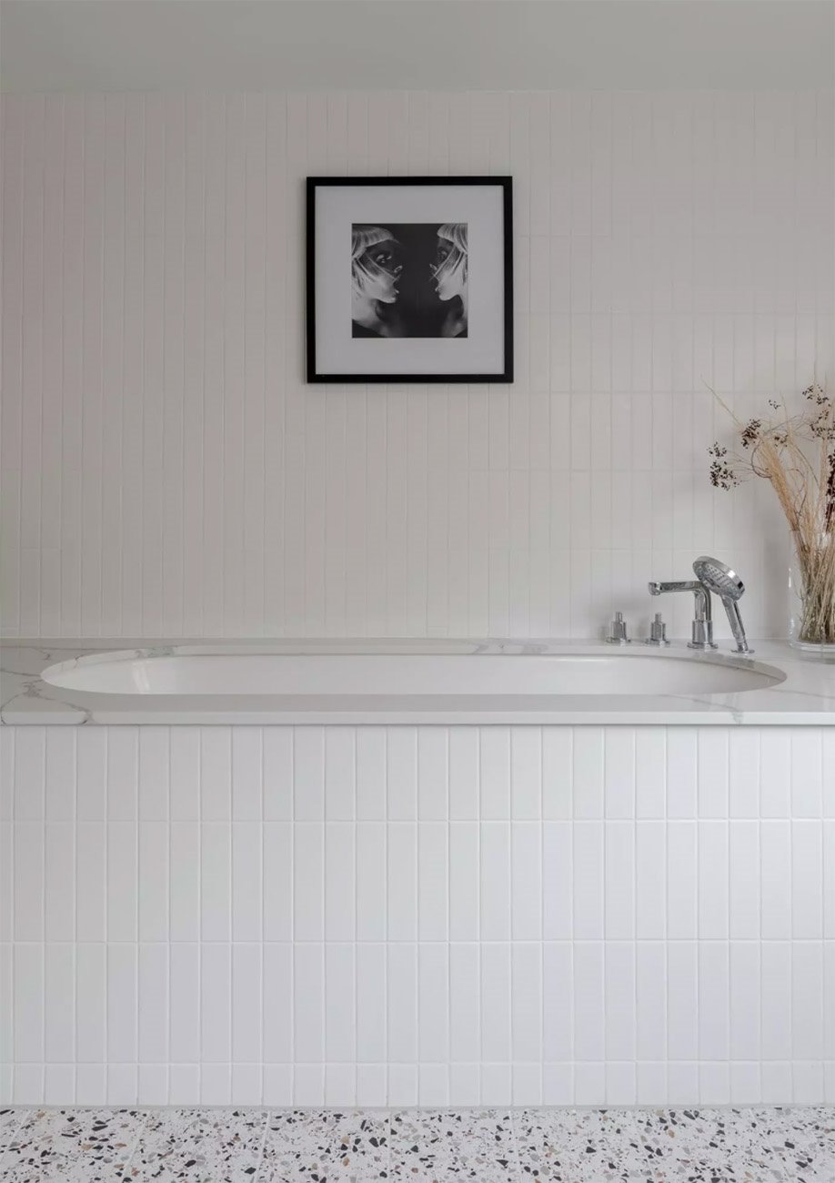 Antigua fabrica convertida en un loft moderno en londres baño