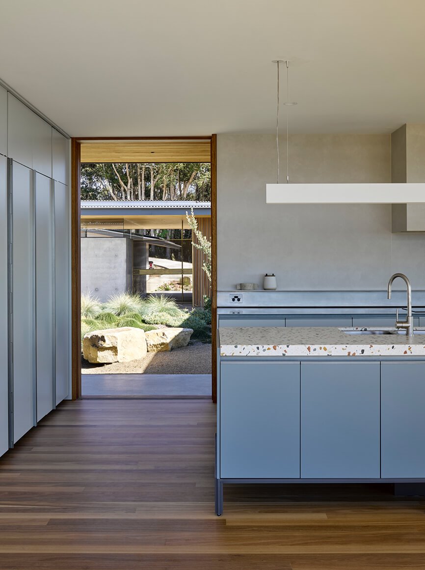 Casa moderna sobre una colina en Byron Bay Australia cocina