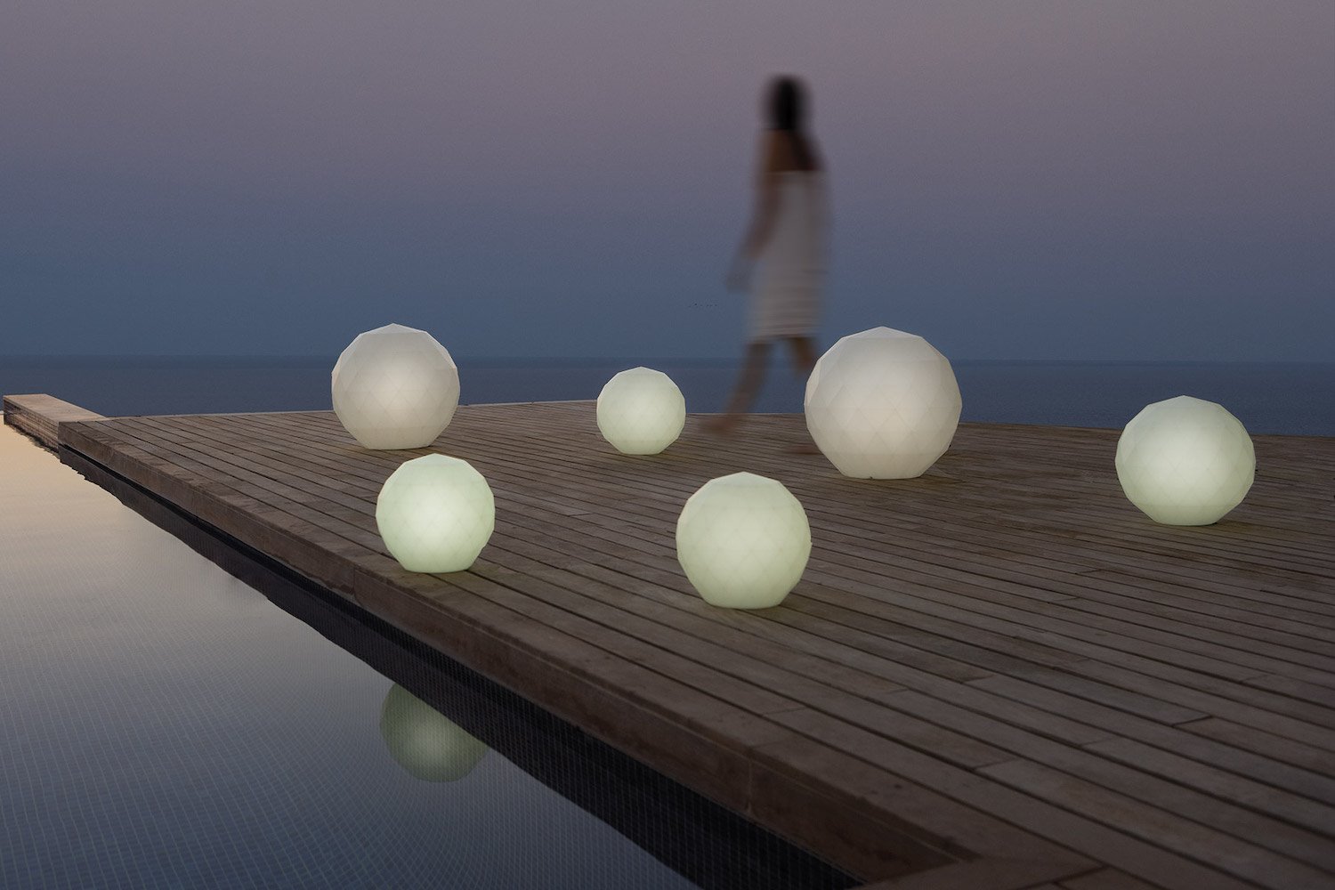 Lámpara esfera portátil exterior modera Vondom Vases