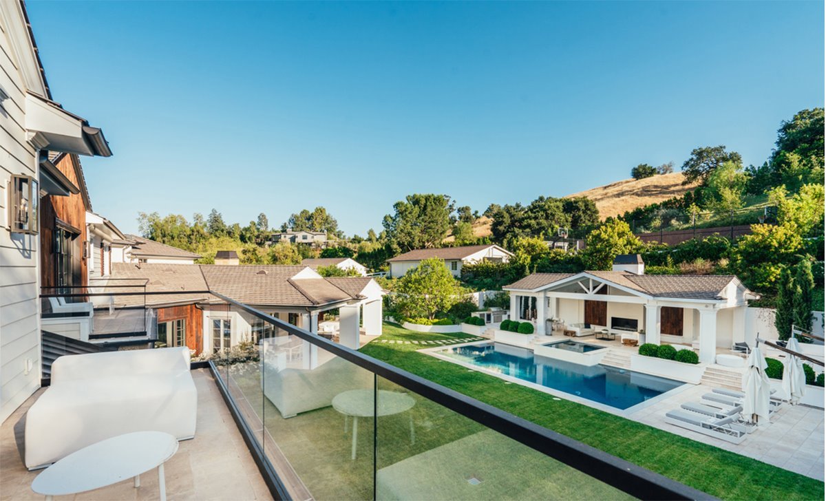 terraza-de-la-mansion-de Madonna en Los Angeles