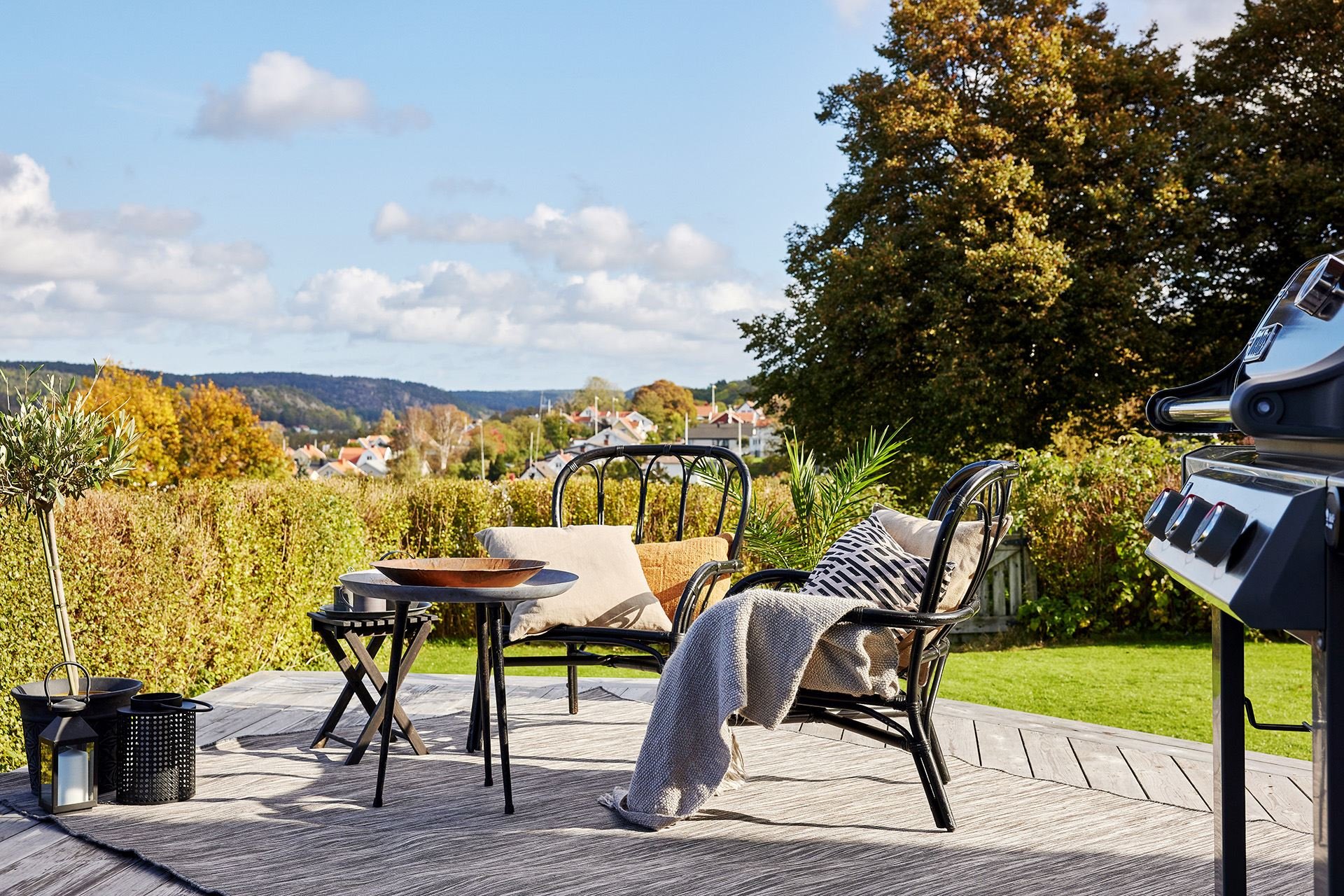 Casa en el campo con decoracion nordica jardin exterior