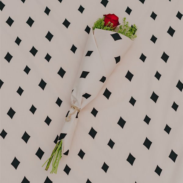 Un Sant Jordi más sostenible con las rosas de Flowers by Bornay
