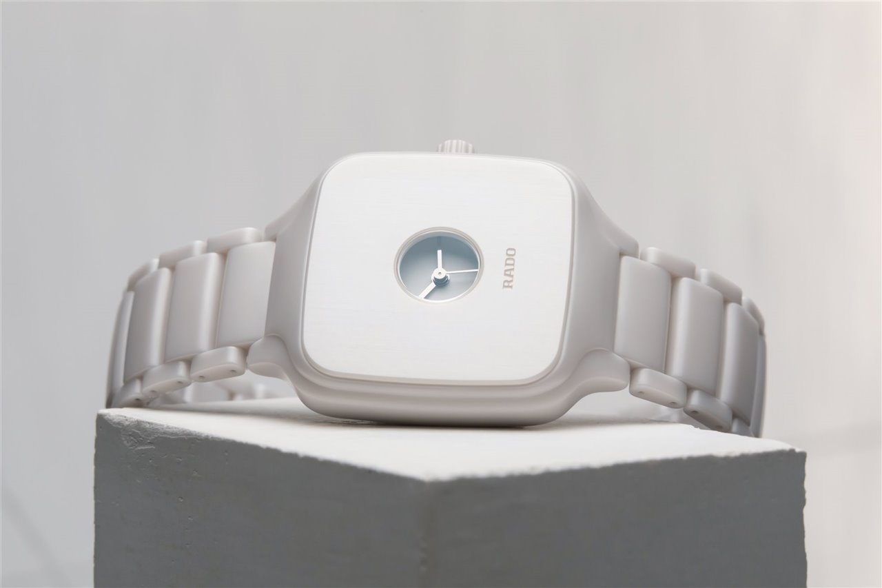 Rado True Square Formafantasma está a la venta por 2.560 euros.