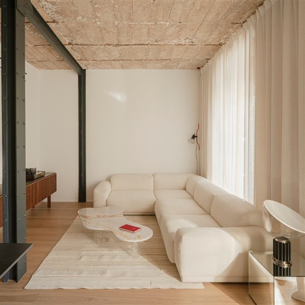 Un piso pequeño con mucha luz natural en el centro de Valencia