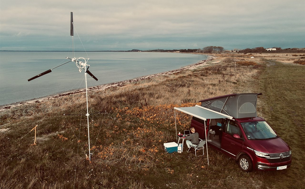 Wind Catcher es compatible con generadores portátiles como Jackery, Goal Zero, Bluetti, etcétera.