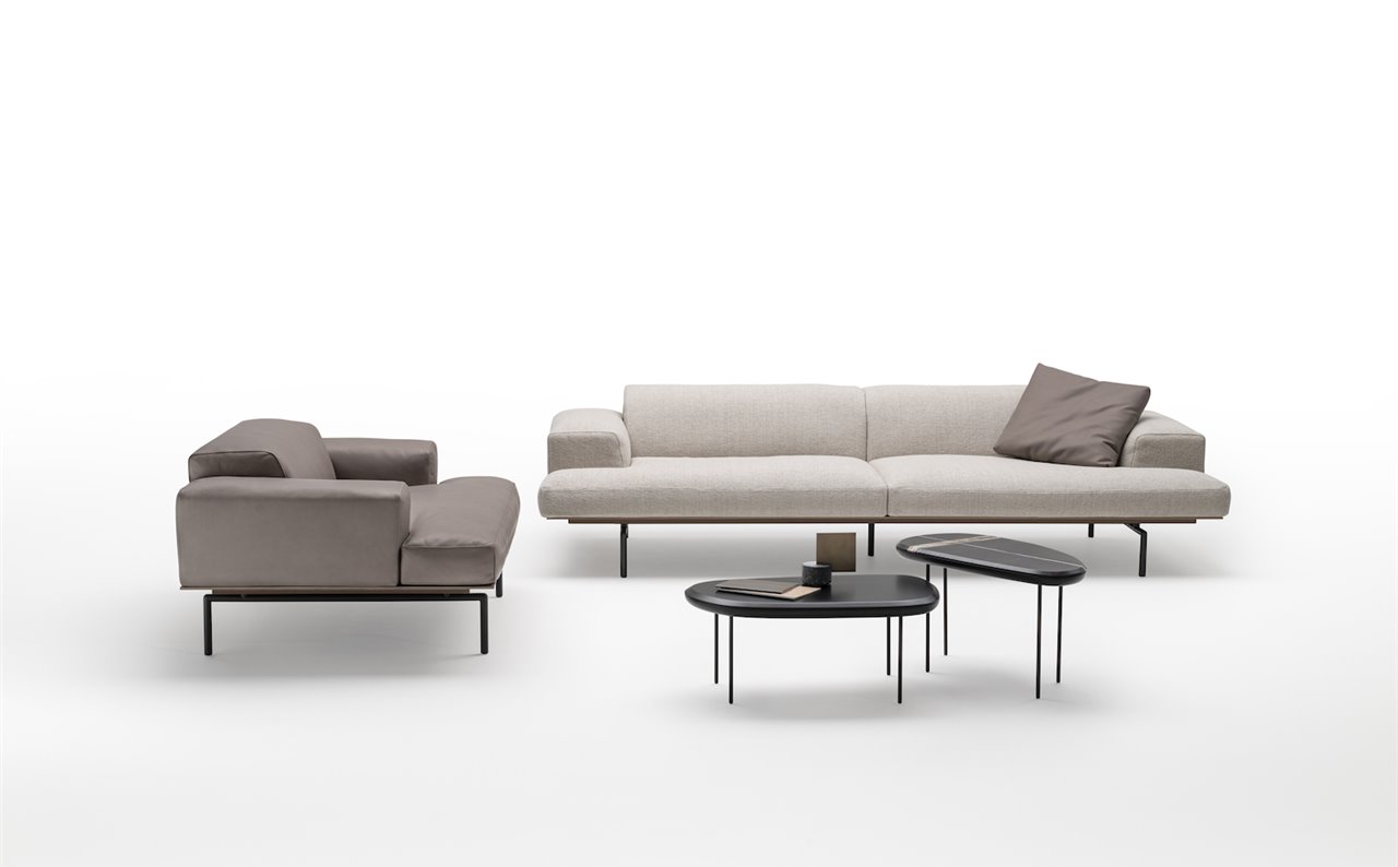 La familia Sumo, diseñada por Piero Lissoni para Living Divani, tiene el carácter atemporal perfecto para encajar en cualquier interior 