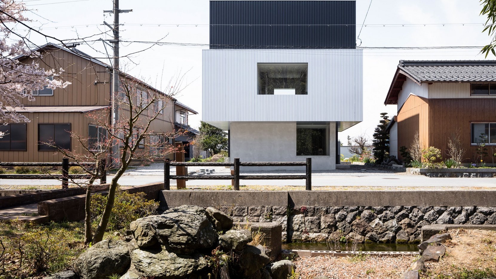 Casa moderna con decoracion de estilo minimalista en japon exterior