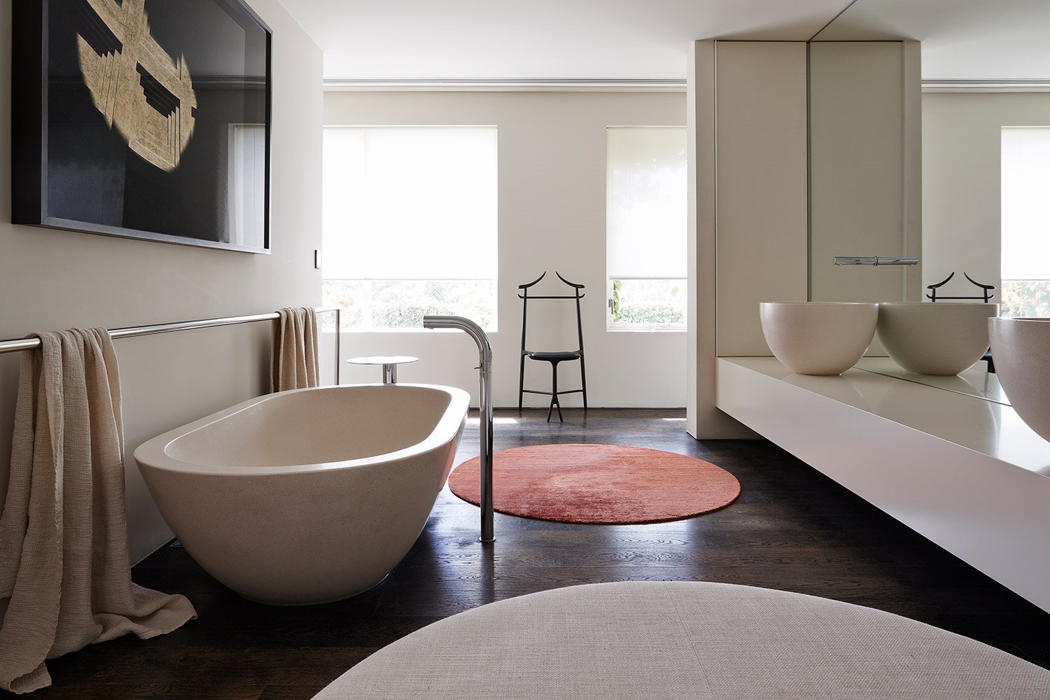Casa moderna en Australia con jardin y piscina baño con bañera
