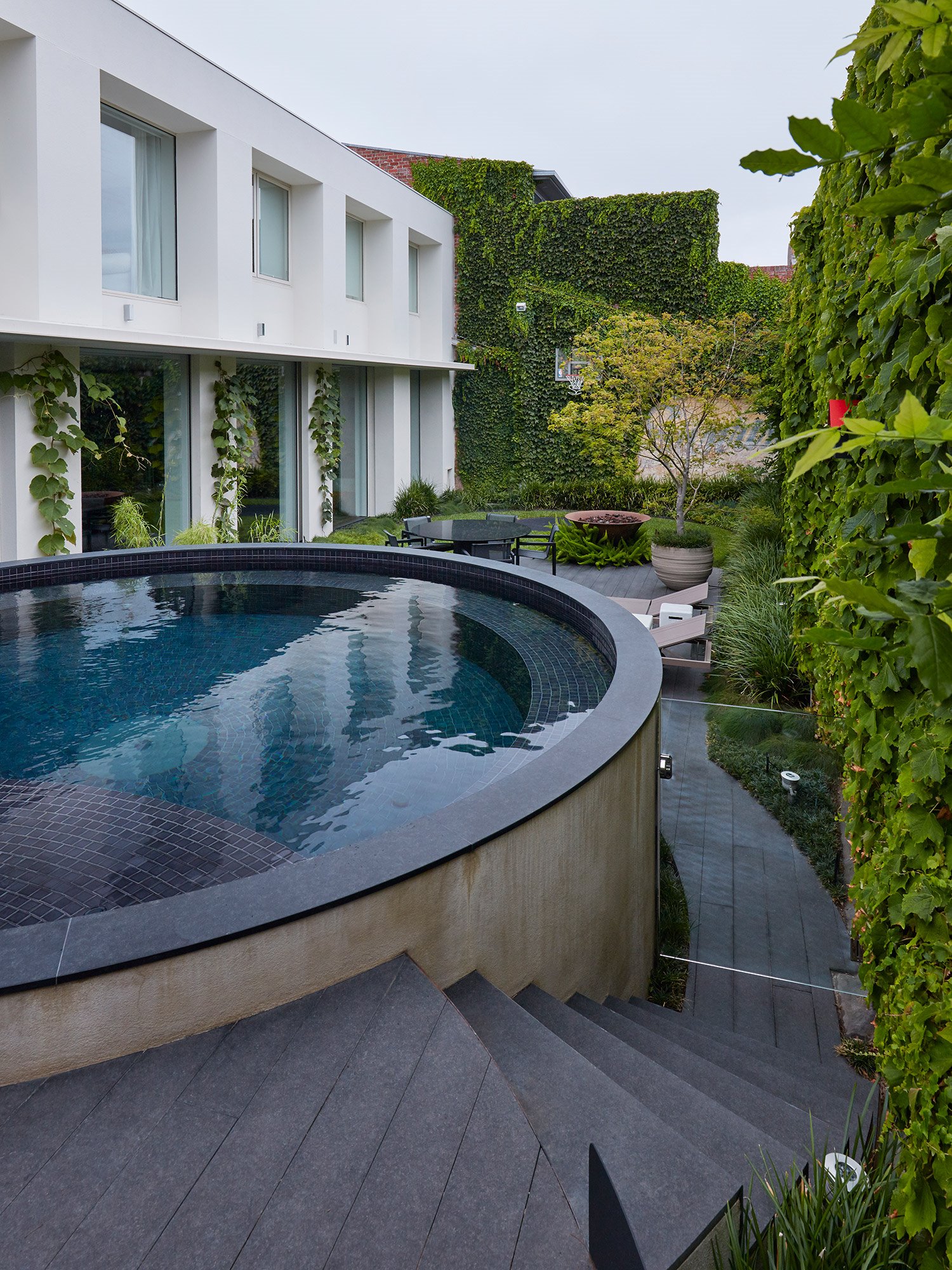 Casa moderna en Australia con jardin y piscina