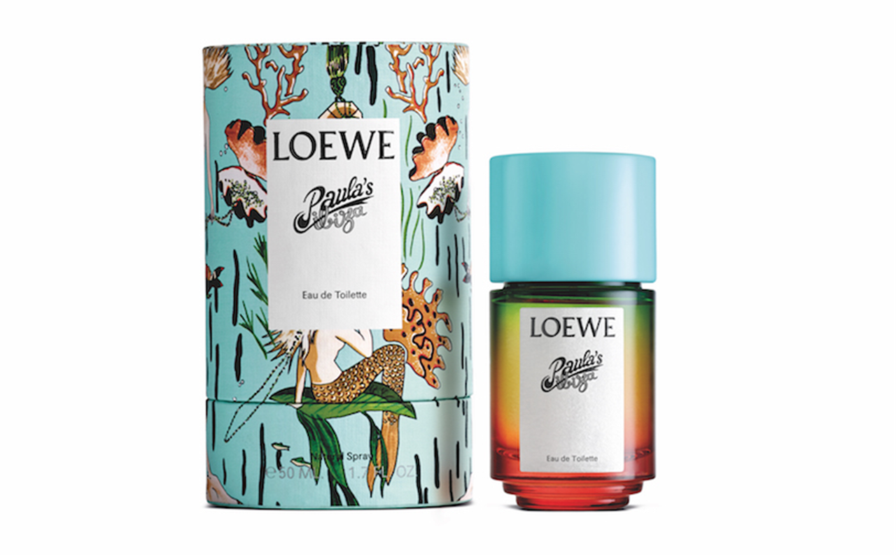 Floral, acuática y con un toque de ámbar, la fragancia evoca el estilo de vida vibrante y mediterráneo.
