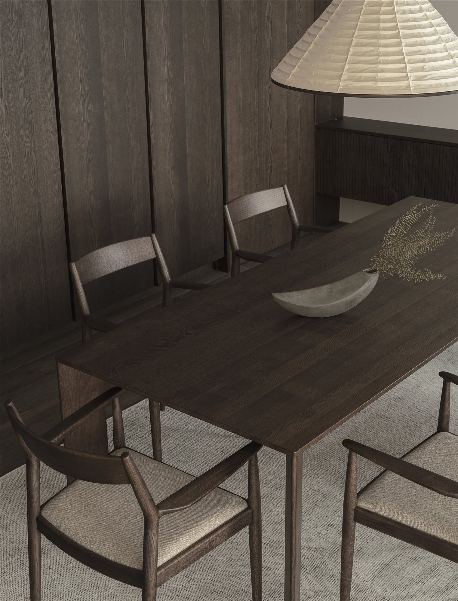 Casa con decoracion japandi comedor