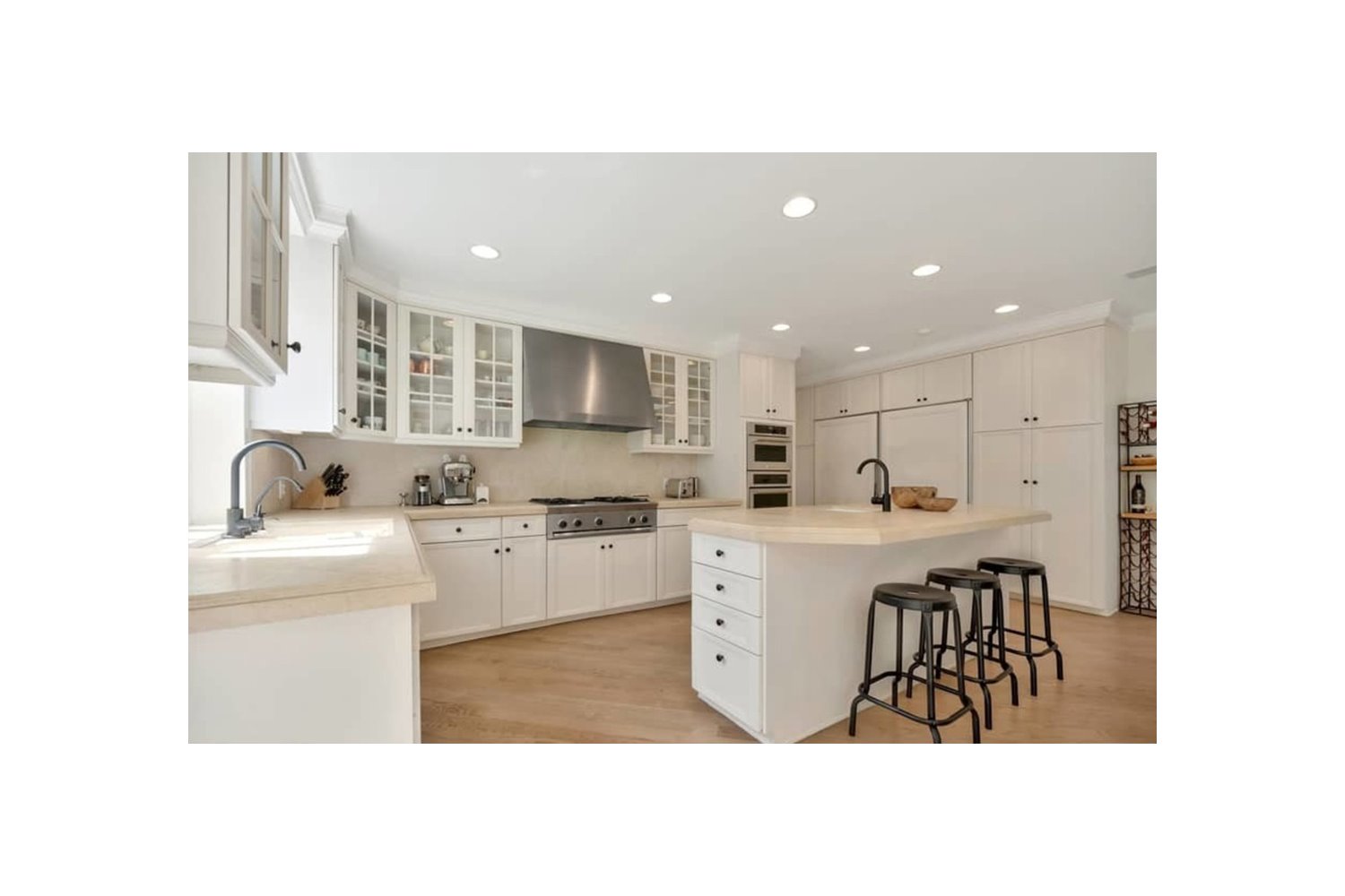 Casa de Katy Perry en Beverly Hills cocina en isla
