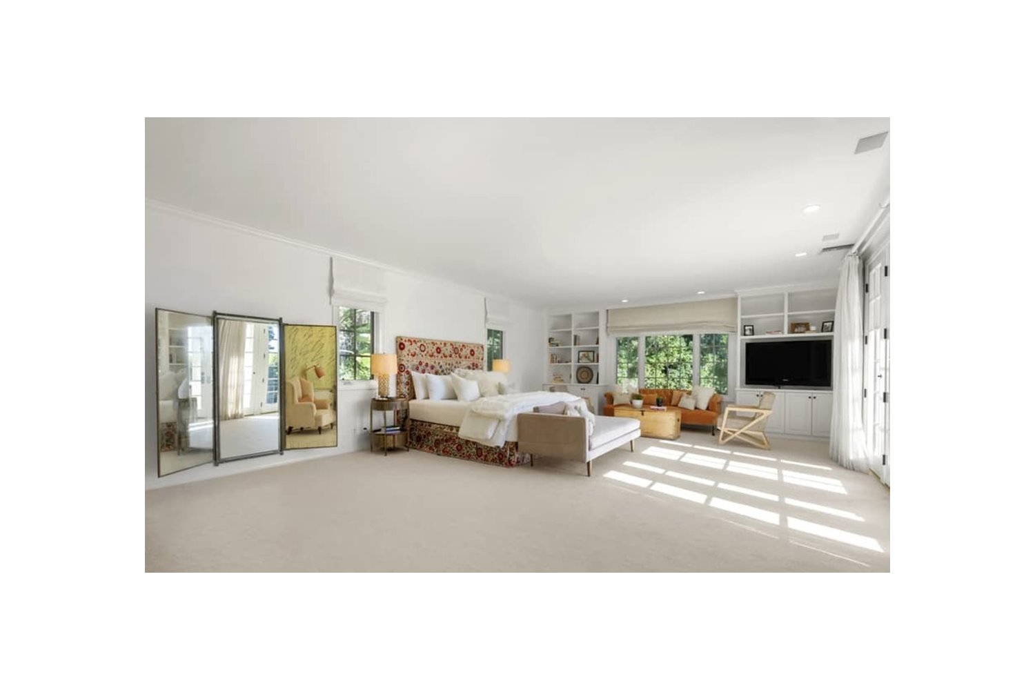 Casa de Katy Perry en Beverly Hills dormitorio principal