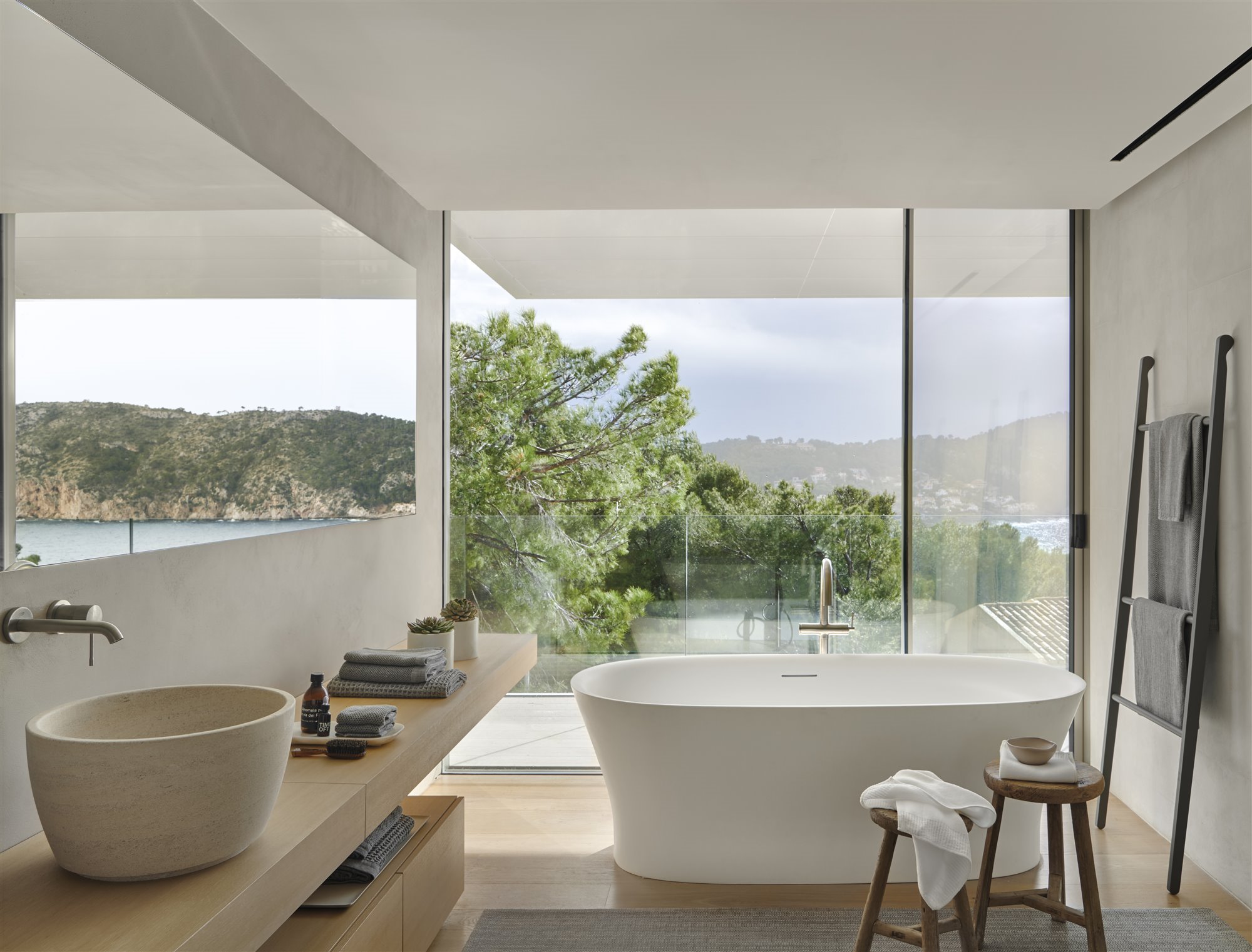 Casa moderna con vistas a la playa en Mallorca baño