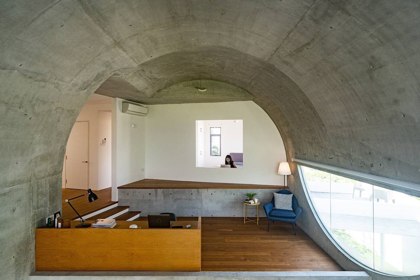 Casa moderna de hormigon en Taiwan despacho