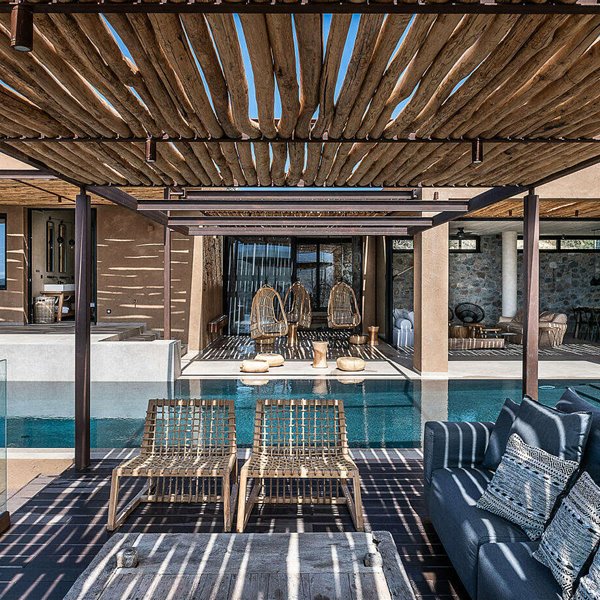 Este verano te mereces alquilar esta casa de vacaciones con piscina en Grecia 