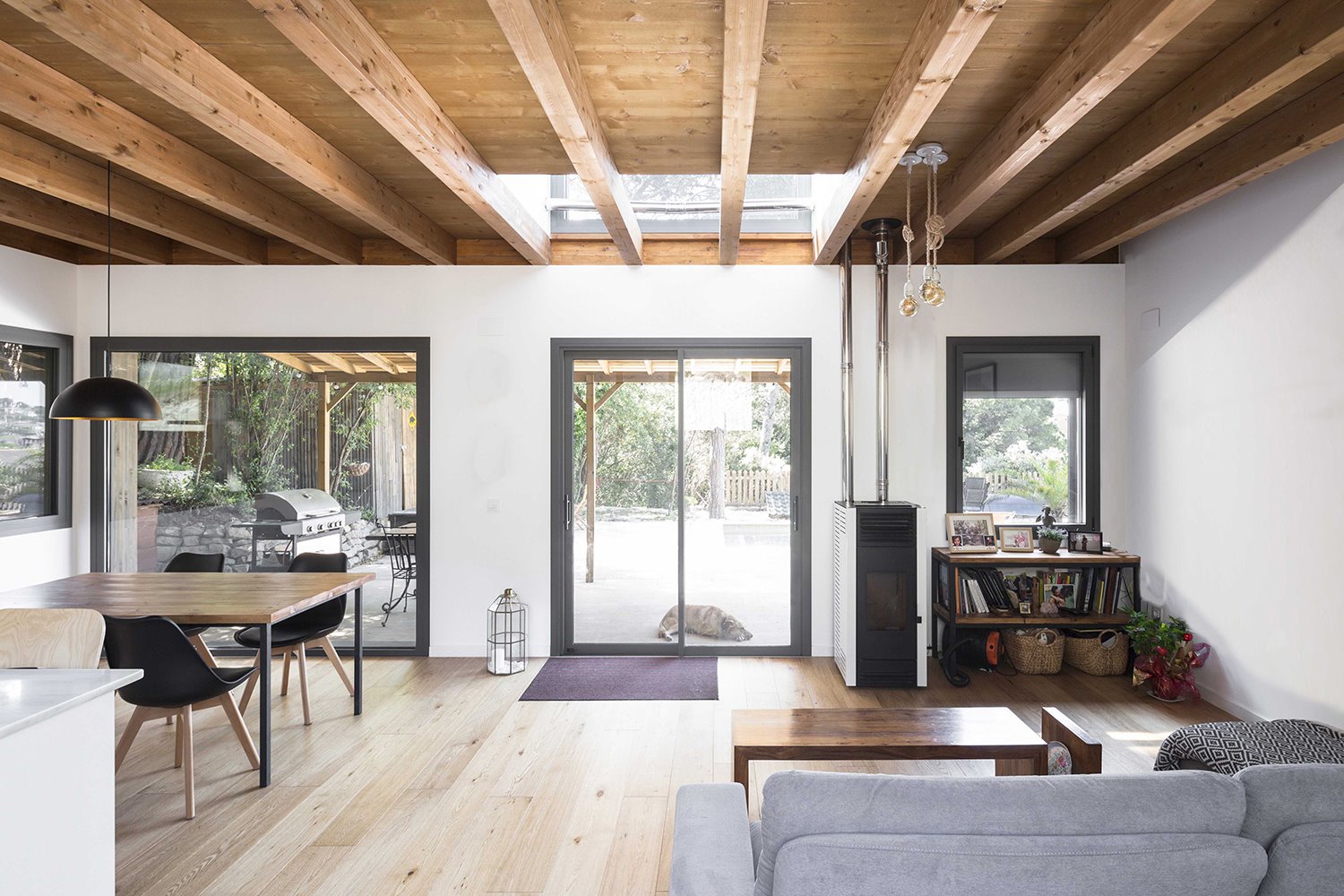 casa pasiva roots bud arquitectura salón comedor