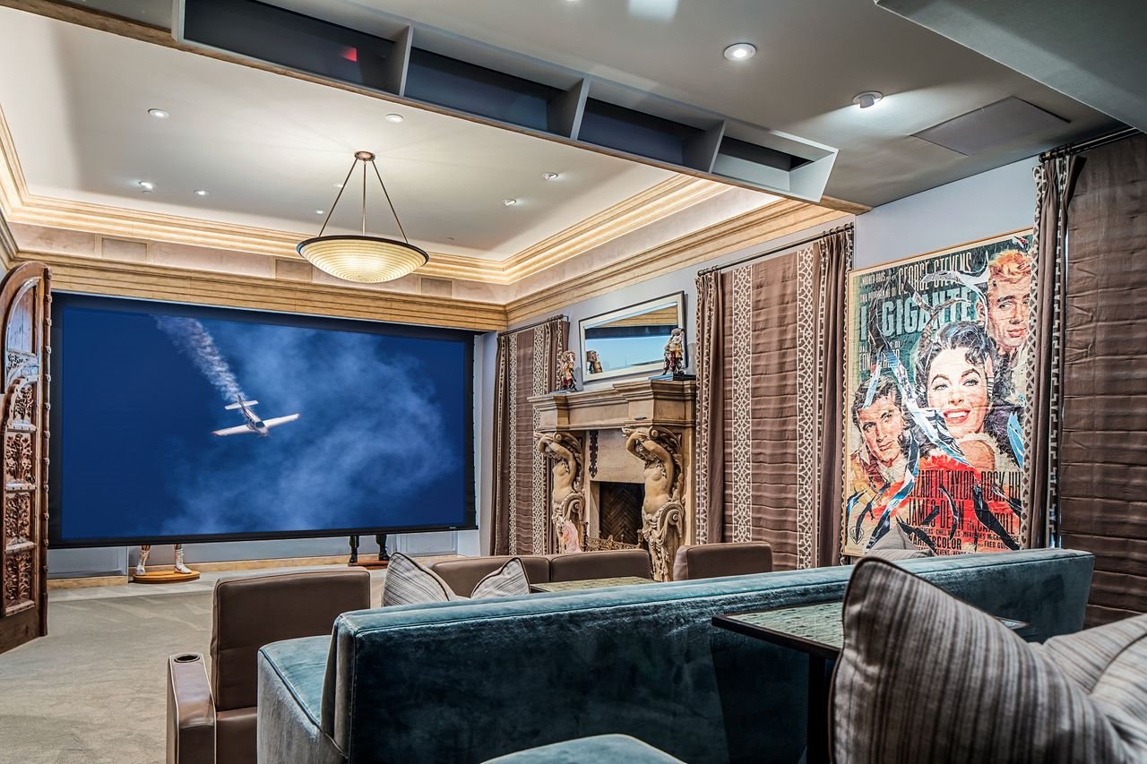 Casa del actor de Hollywood Sylvester Stallone sala cine