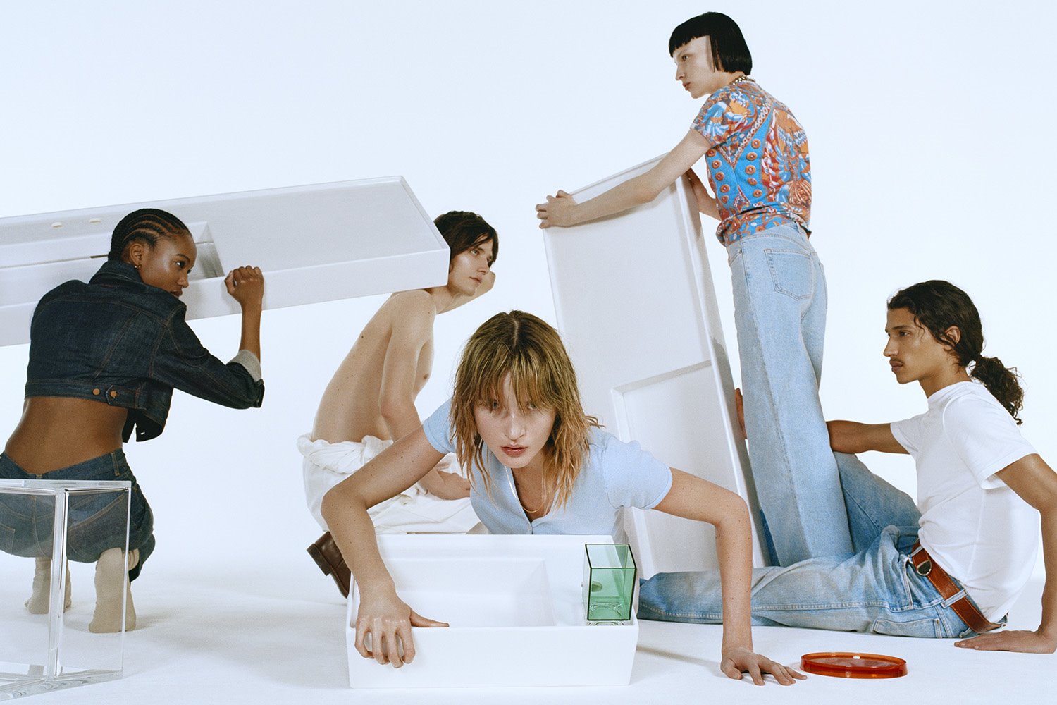 colección baño kartell by laufen ph. Hugo Comte 5631 01 e