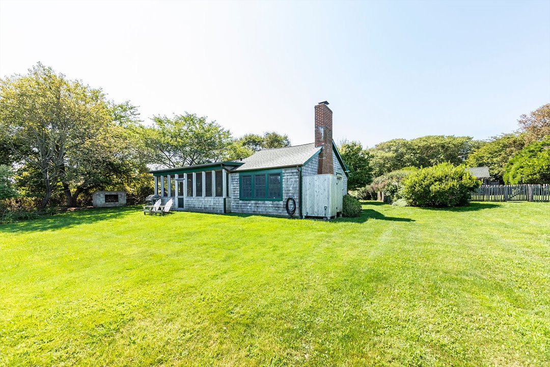 Casa de la actriz Julianne Moore en Montauk rodeada de campo