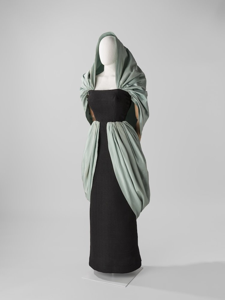 BALENCIAGA Vestido de noche 1949