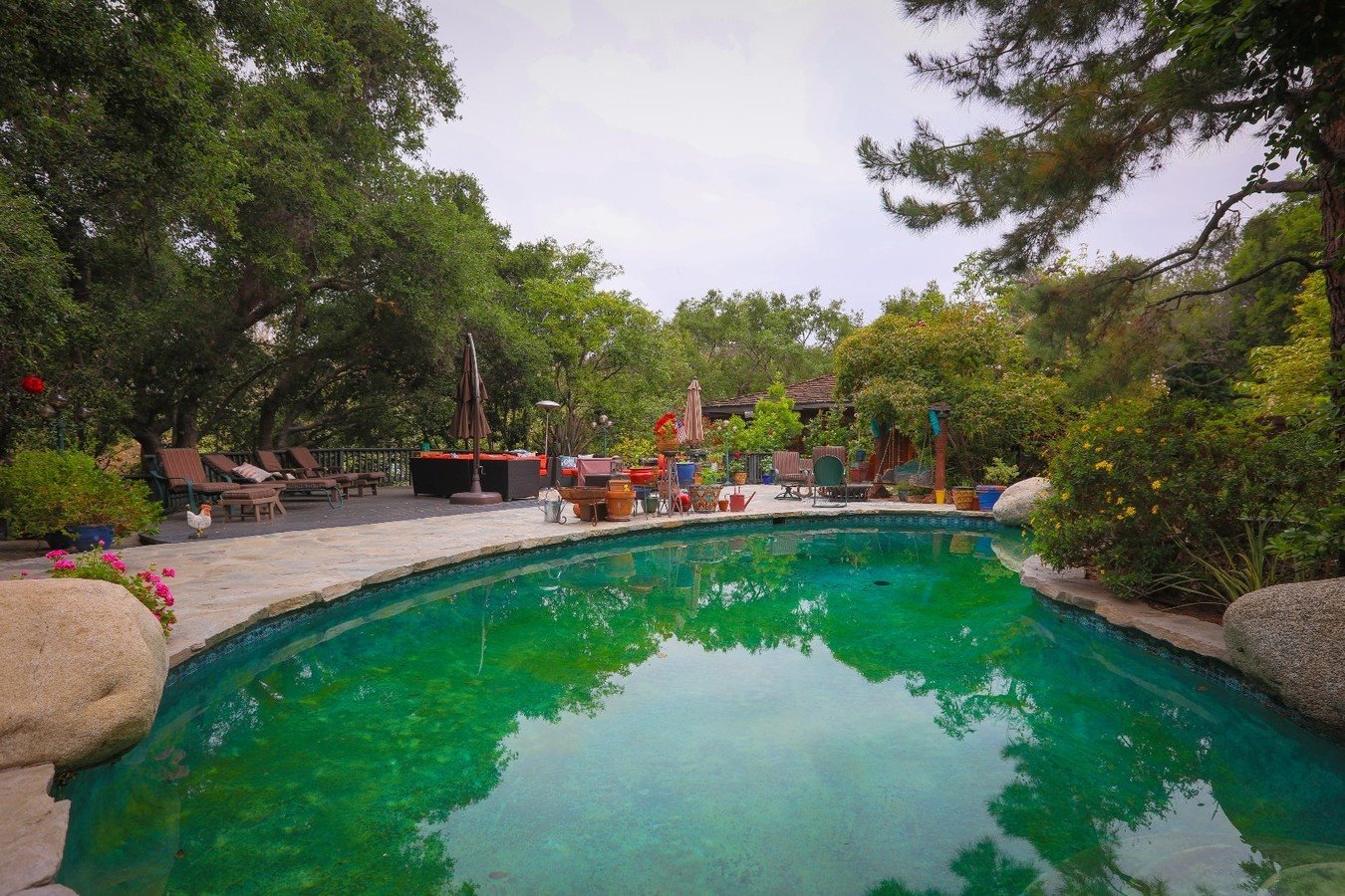 Casa del actor Bradley Cooper piscina