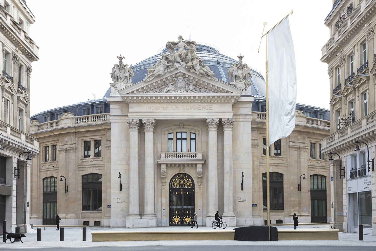 museo bolsa de comercio colección pinault parís photo Studio Bouroullec 1