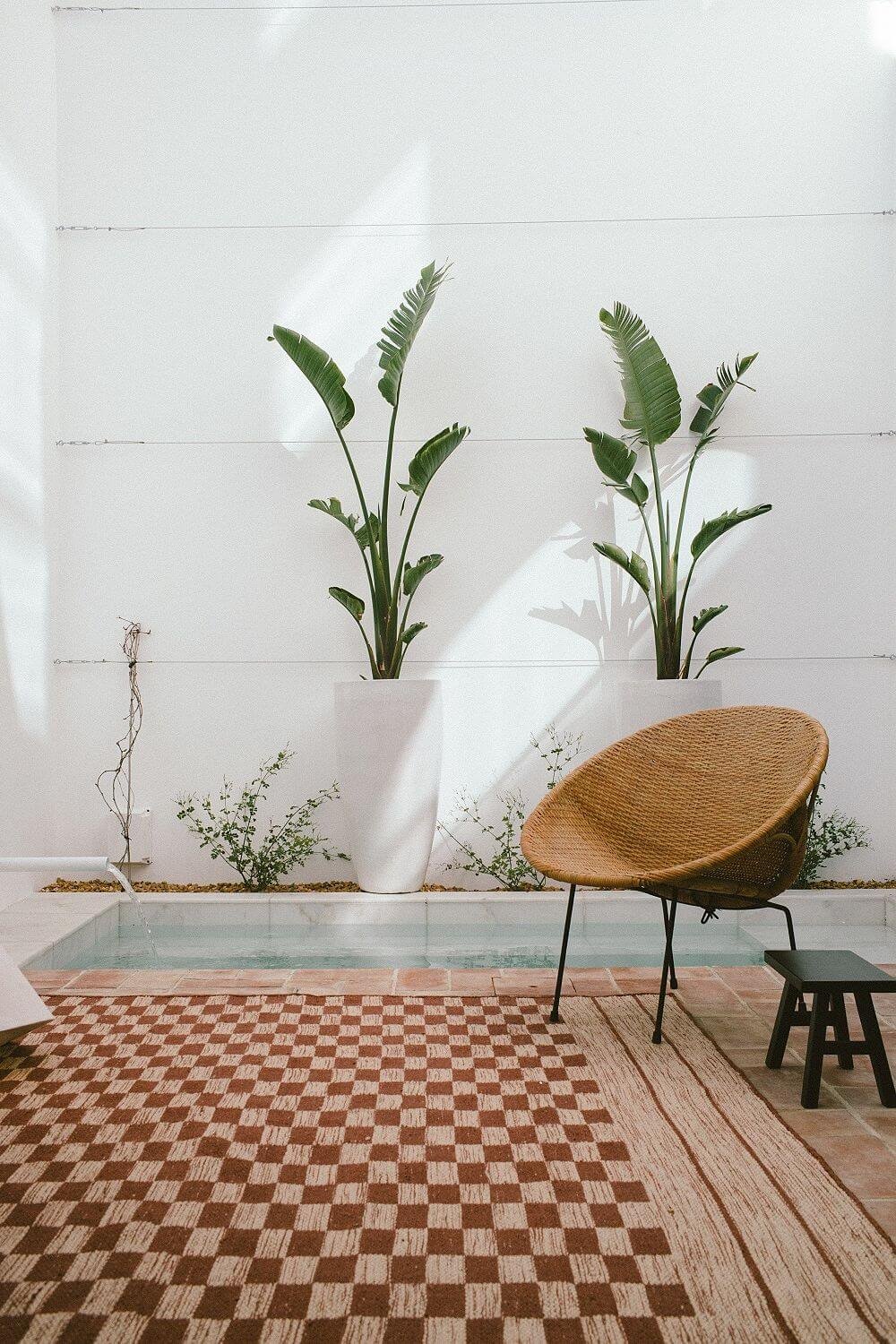 Patio con piscina en Casa Dois