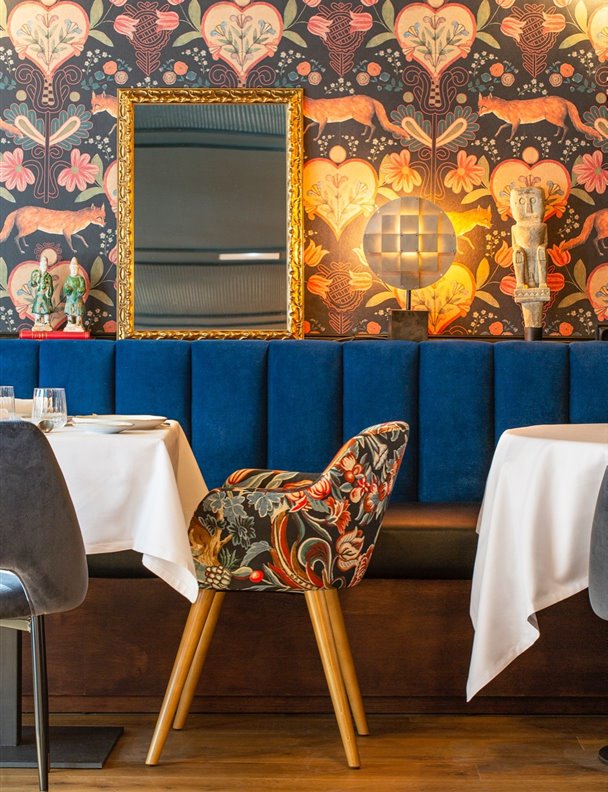 El restaurante Don Dimas es un viaje en el tiempo al París de la Belle Epoque