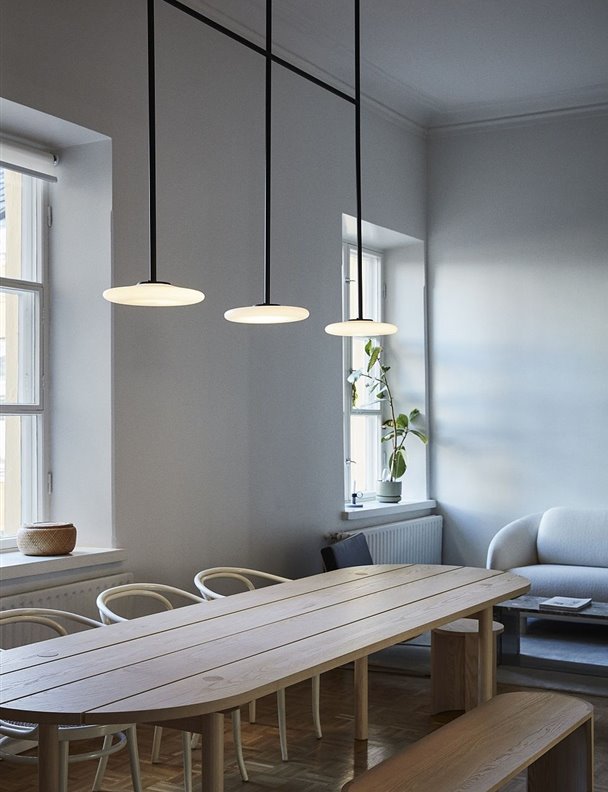 Ihana, la nueva lámpara modular de Marset con tecnología dim to warm