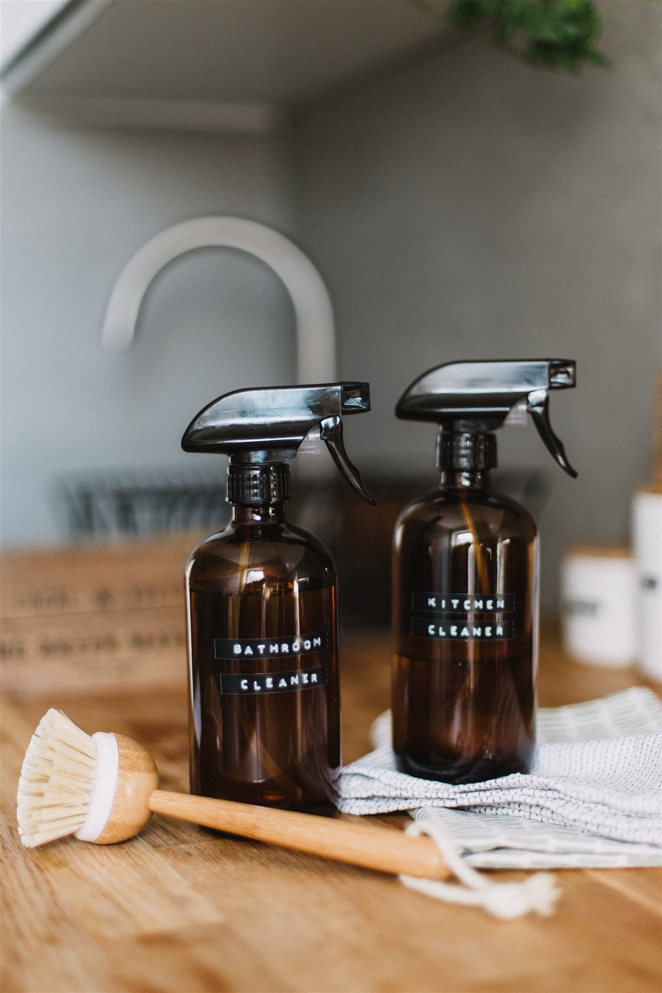 Limpiadores ecologios hechos en casa con aceites aromáticos