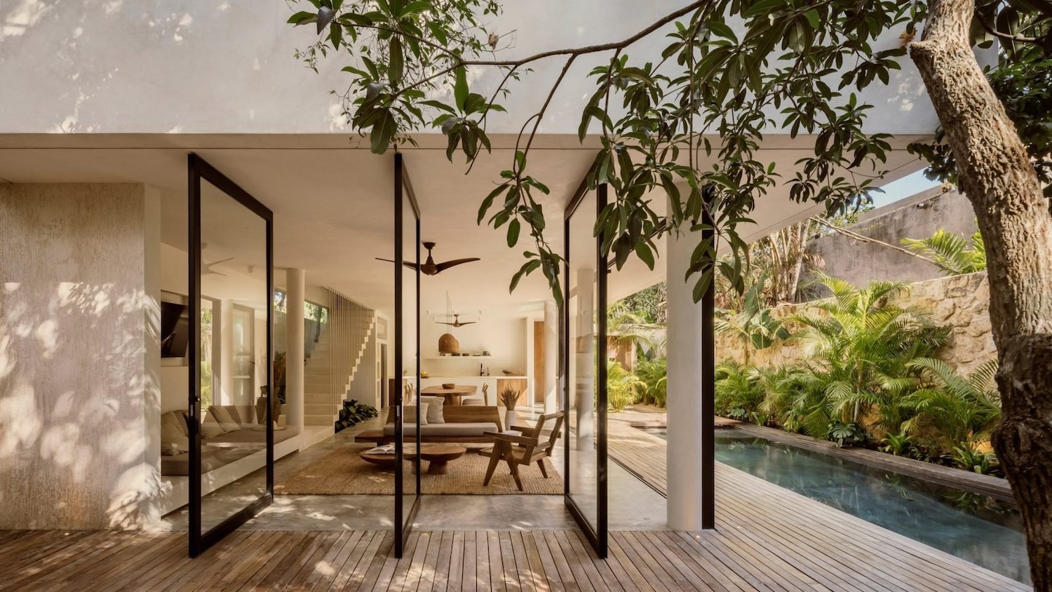 casa-areca-en-tulum-mexico-con-interiores-de-color-ocre-y-piscina-entrada-salon 11d9a053 1704x959
